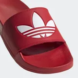 Sandalias Adidas Adilette Lite rojas con logo blanco de la marca en la tira superior.