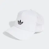 Gorra trucker Adidas Adicolor Classic Curved blanca con logo negro bordado en el panel frontal. Cuenta con visera precurvada, panel frontal de neopreno y malla transpirable en la parte trasera.