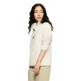 Buzo polar de mujer con cuello alto y cierre frontal de cuarto de cremallera. Presenta un diseño de micropolar ligero en color beige, con ribetes elásticos en cuello, puños y dobladillo.