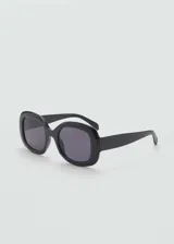Gafas de sol con montura de pasta negra de diseño cuadrado y lentes oscuras con protección UV categoría 3.