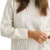 Buzo de punto Rhythm con diseño de trenzas verticales, cuello redondo y mangas largas con puños acanalados.