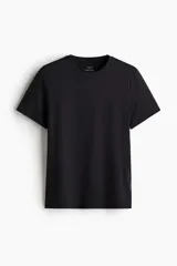 Remera deportiva de corte regular, confeccionada en tejido funcional con tecnología DryMove que absorbe el sudor. Presenta cuello redondo, mangas cortas y bajo recto.