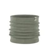 Bufanda tipo cuello de punto Buff, color verde oliva, con textura acanalada y etiqueta de la marca en el lateral.