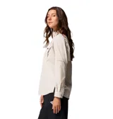 Camisa de manga larga Columbia, diseñada para actividades al aire libre y pesca. Presenta un diseño funcional con múltiples bolsillos frontales, ventilación en la espalda, mangas enrollables con ajuste de botón y presillas utilitarias. Confeccionada en tela técnica de secado rápido con protección solar UPF 50.