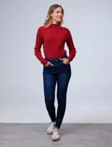 Jean elastizado azul oscuro, marca One Five One, de tiro medio y corte skinny.