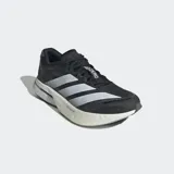 Championes de running Adidas Adizero Boston 13, color negro con detalles en gris y blanco. Presentan las tres tiras características de la marca en color plateado.