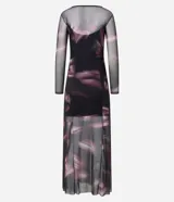 Vestido midi de tul con transparencia y estampado de efecto manchado. Presenta un diseño ajustado con mangas largas y recortes en la falda que aportan movimiento.