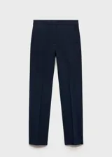 Pantalón de corte skinny y tiro medio, con diseño crop. Cuenta con dos bolsillos laterales, dos bolsillos de ribete en la parte posterior y cierre oculto de botón, gancho y cremallera. Confeccionado en tejido elástico de alta comodidad.
