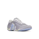 Championes de perfil bajo Merrell Relay Fly Vent, color lila con detalles en blanco y suela de caucho texturizada. Combinan empeine de ante y malla transpirable, con cierre de cordones tradicional.