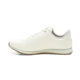 Championes deportivos Via Marte modelo Leone, color blanco con detalles en dorado y suela de goma.