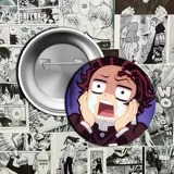 Pin metálico con la imagen de Tanjiro Kamado, personaje del anime Kimetsu no Yaiba.