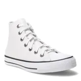 Championes de caña alta Converse modelo Chuck Taylor All Star, confeccionados en cuero blanco con puntera de goma y suela con franjas negras.