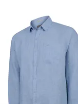 Camisa de manga larga RKF modelo Claslinen, color celeste, confeccionada en lino. Cuenta con cuello camisero, cierre frontal de botones, bolsillo en el pecho y puños ajustables con botón.