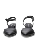 Zapatos de mujer Bottero con diseño abierto, punta fina y taco block. Presentan una tira ajustable al tobillo con hebilla metálica.