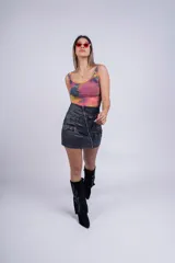 Body de lycra traslúcida con estampado animal print de leopardo.