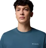 Remera Columbia North Cascades SS Tee de color azul, con manga corta y cuello redondo. Presenta el logo de la marca estampado en pequeño sobre el lado izquierdo del pecho.