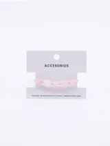 Pulsera elástica con cuentas de cuarzo rosado de diferentes tamaños y detalles dorados.