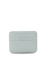 Tarjetero de símil cuero color beige con visor frontal transparente y ranuras para tarjetas.
