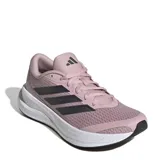 Championes Adidas Runfalcon 6 W de color lila con las tres tiras clásicas en los laterales en tono oscuro, suela de espuma blanca Cloudfoam con sutiles detalles salpicados y suela exterior de goma negra.
