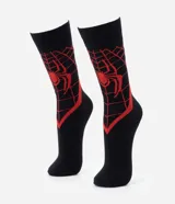 Medias de caña larga color negro con diseño tejido de telaraña y logo de Spider-Man en color rojo.
