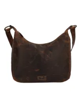 Cartera tipo hobo de cuero natural con acabado envejecido y diseño de relieve floral en los laterales. Cuenta con compartimento principal con cierre, bolsillos interiores y manillas fijas.