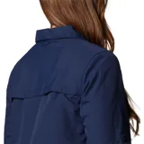 Camisa de manga larga Columbia modelo Silver Ridge 3.0 Ls en color azul marino, con cuello clásico, cierre frontal de botones, bolsillos en el pecho y ventilación.