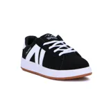 Championes urbanos de mujer Austral modelo Gravity, color negro con detalles en blanco y suela de goma marrón.