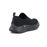 Championes de estilo casual marca Actvitta, confeccionados en tejido de punto negro con diseño sin cordones y suela de goma texturizada.