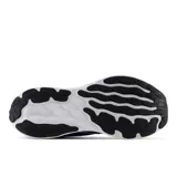 Championes de running New Balance modelo 680, color azul con detalles en amarillo y logo plateado.