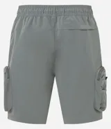 Bermuda cargo masculina marca Blue Steel, en color marrón, con cintura elástica con cordón de ajuste y bolsillos tácticos laterales con solapa y cremallera.
