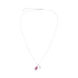 Collar de plata 925 con cadena de 40 cm más 5 cm de extensión. Incluye dos colgantes: una estrella de topacios blancos y una gota de rubí.