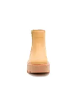 Botas de caña corta Caterpillar modelo Colorado Max Chelsea, color tostado, confeccionadas en cuero con suela de goma tipo plataforma track y cierre lateral.
