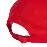 Gorro Adidas color rojo con logo bordado en blanco.