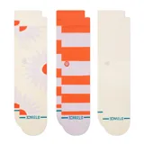Pack de tres pares de medias Stance Prowess Crew de caña media. Un par color crema con estampado de margaritas, un par a rayas horizontales naranjas y blancas, y un par color crema liso.