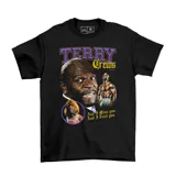Remera negra de algodón con estampado estilo vintage bootleg de Terry Crews, incluyendo imágenes del actor y texto decorativo.