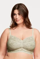 Soutien bralette de encaje floral color lila y micro tul, marca Montelle. Abrocha detrás en tres posiciones.