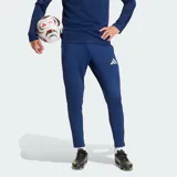 Pantalón de entrenamiento Adidas Entrada26, color azul marino, con corte clásico y tecnología Climacool para mayor transpirabilidad. Presenta el logo de la marca en contraste y cremalleras en los tobillos para mayor comodidad.