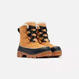Botas de invierno Sorel modelo Tivoli V WP, de color naranja tostado con base de goma negra y suela dentada marrón. Cuentan con cordones negros, detalles de piel sintética en el cuello y logo de la marca grabado en el lateral.