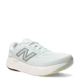 Championes de running New Balance Fresh Foam Evoz, color verde menta con suela blanca y amortiguación Fresh Foam X.