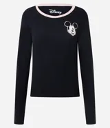 Blusa de pijama de manga larga en tejido rib negro, con cuello redondo en color rosado y estampado de Mickey Mouse en el pecho.