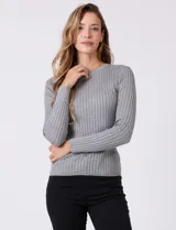 Buzo de tejido acanalado, con cuello redondo y mangas largas, de calce ajustado al cuerpo.