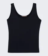 Top de breteles anchos, color marrón oscuro, corte ajustado y escote en U.