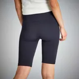 Calzas ciclistas negras de punto de canalé, con cintura alta elástica.