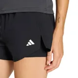Short deportivo Adidas Workout Essentials 2 en 1 para mujer, de color negro, con cintura elástica y el logo de la marca en blanco en la pierna izquierda.