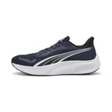 Championes de running Puma modelo Pounce Lite, color azul marino con detalles en blanco y negro. Presentan una parte superior de malla transpirable y una entresuela blanca de amortiguación.