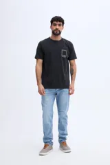 Remera Brooksfield de manga corta, color celeste con efecto gastado, fit regular y cuello redondo.