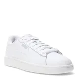 Championes Puma modelo Smash 3.0 Leather, de diseño clásico y urbano en color blanco. Confeccionados en cuero sintético, cuentan con cierre de cordones, suela de goma y el logo de la marca en el lateral.