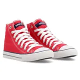 Zapatillas de lona rojas, estilo botita, con cordones blancos y suela de goma blanca.