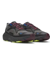 Championes Under Armour modelo Aura Ripstop, con parte superior tridimensional de material ripstop resistente y ligero. Cuenta con amortiguación reactiva UA HOVR para mayor retorno de energía y suela de goma con ranuras de flexión para mayor tracción.