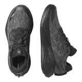 Championes de running Salomon Aero Glide 4, color negro con diseño texturizado en la parte superior, suela de gran amortiguación y logo de la marca en el lateral.